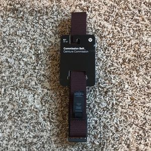 Lululemon commission belt Small S 26”-30”